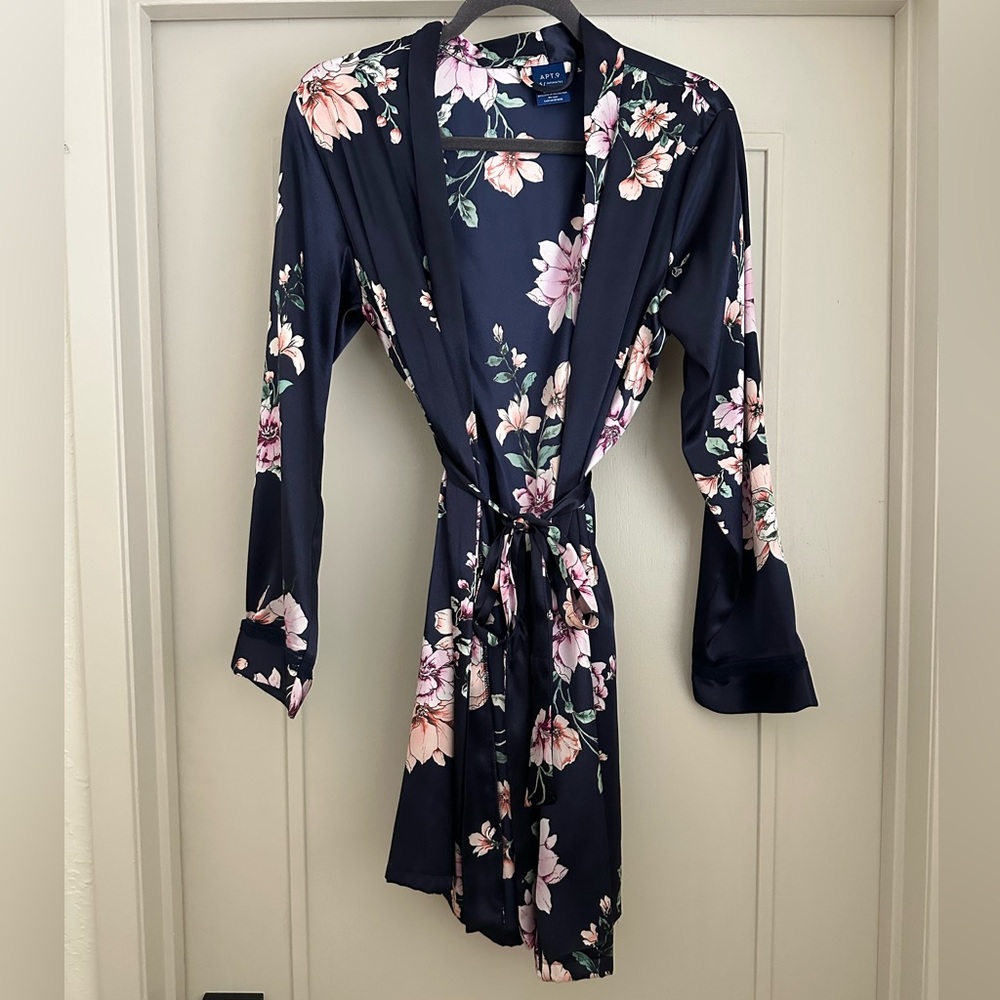 Apt. 9 Navy and Pink Floral Satin Robe-NWOT